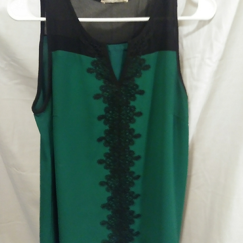 Sleeveless blouse
